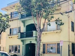 135 Bonito Ave APT 4, Long Beach, CA 90802