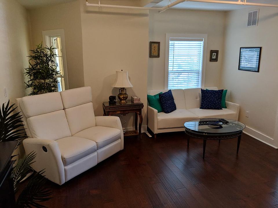 1st image of 16 Mulvey St #4