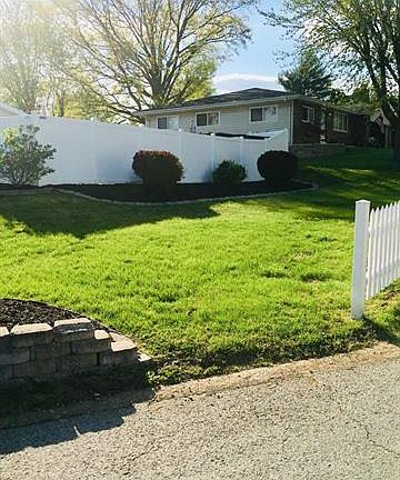 3rd image of 1635 Jacqueline Dr