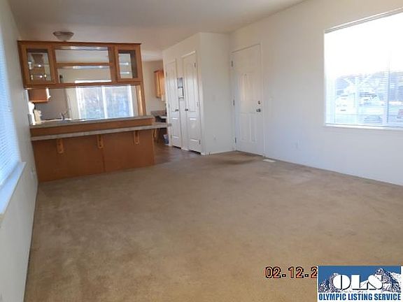 3rd image of 2231 E 4th Ave