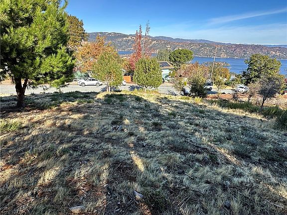 5th image of 7826 Evergreen Dr #5