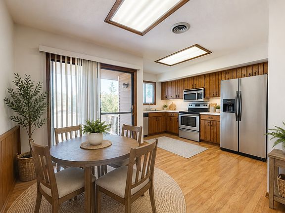 3rd image of 1203 Clifford Dr #6
