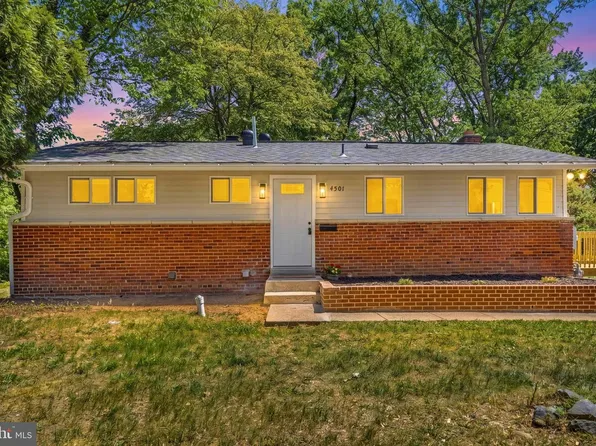 4501 Apple Tree Dr, Alexandria, VA 22310