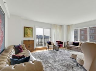 3219 City Pl #3219, Edgewater, NJ 07020