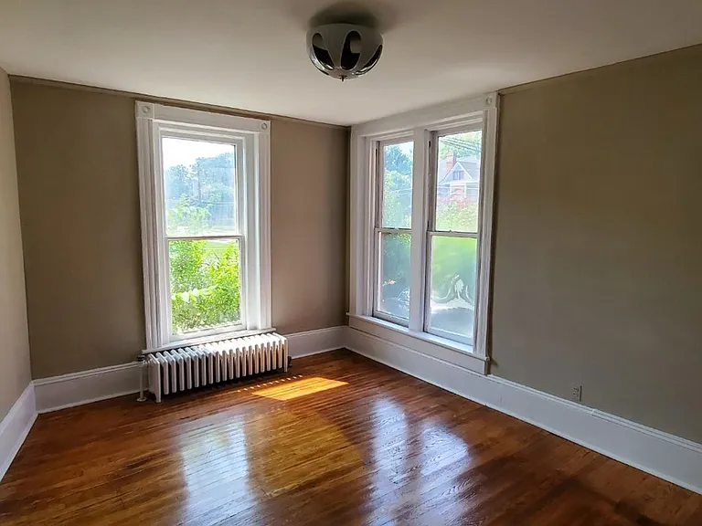 811 Walker Ave — Photo 15