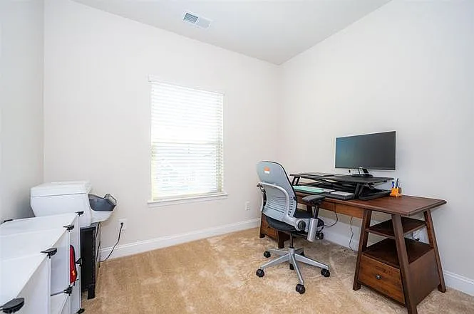 1006 Drayman Pl — Photo 16