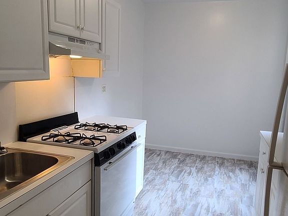 5th image of 119-37 Metropolitan Ave #5R