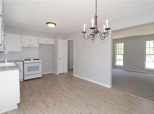 18307 E 7th St N, Independence, MO 64056
