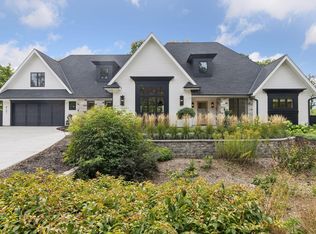 6101 Blake Cir, Edina, MN 55436