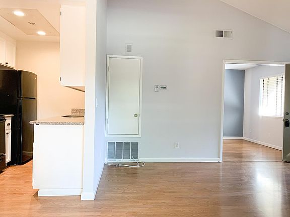 4th image of 5701 Makati Cir #E3
