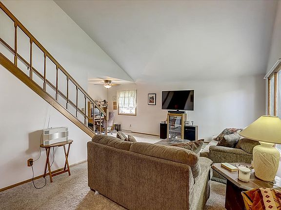5th image of 7890 S Chapel Hill Dr
