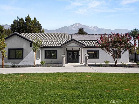 4th image of 9760 Lemon Ave