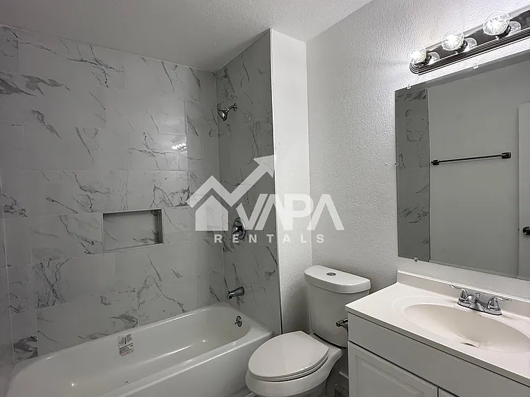 7106 Sunlit Trail Dr — Photo 7
