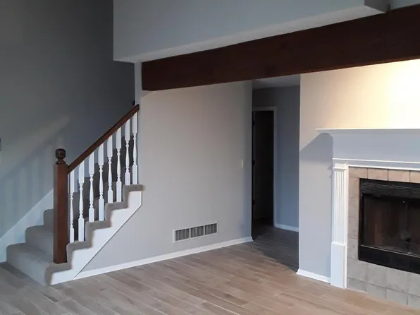 11413 Nieman Rd, Overland Park, KS 66210