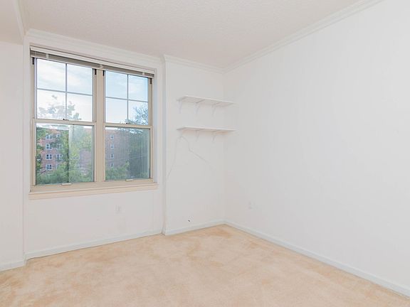 5th image of 300 Mamaroneck Ave APT 537