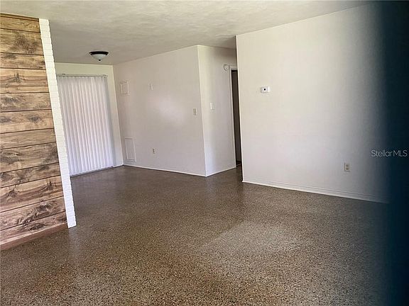3rd image of 6200 SE 118th Pl