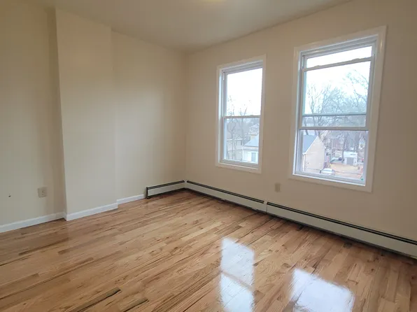 626 Garden St, Hartford, CT