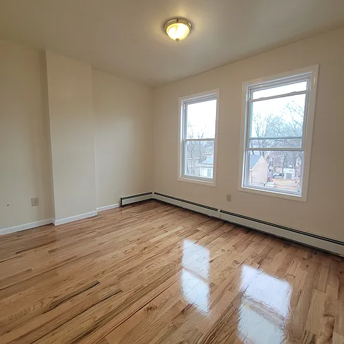 626 Garden St Photo 1