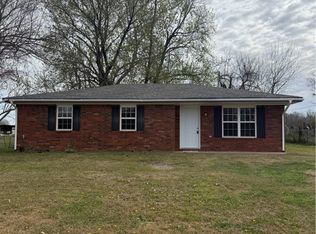 616 S Columbus St, Spiro, OK 74959