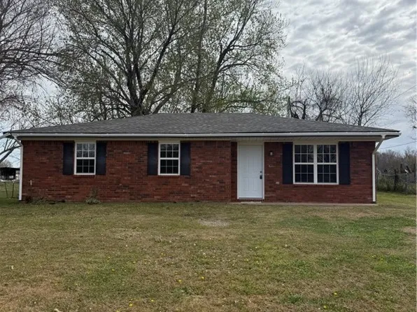 616 S Columbus St, Spiro, OK 74959