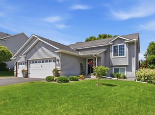 406 Greenway Dr, Delano, MN 55328