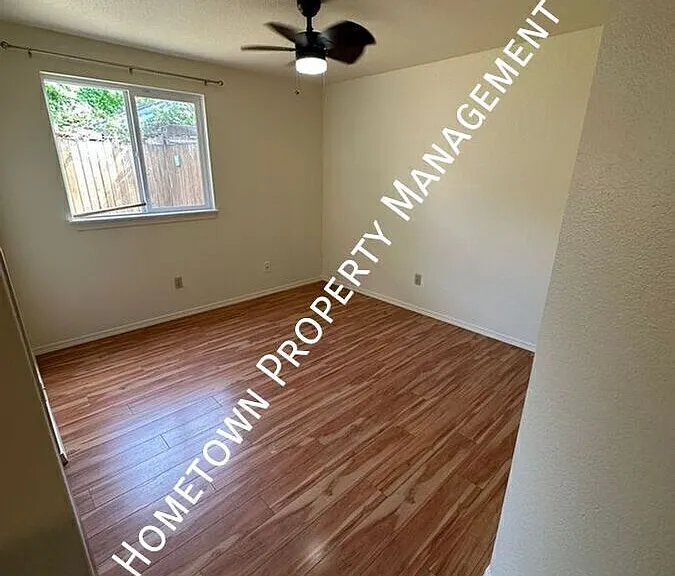 717 Lucerne Ln SE — Photo 14