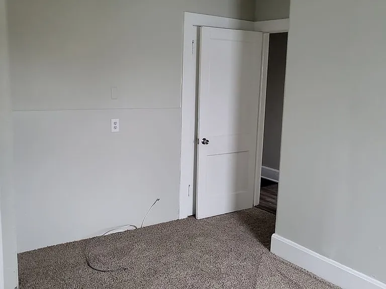 1104 Adams Ave — Photo 4