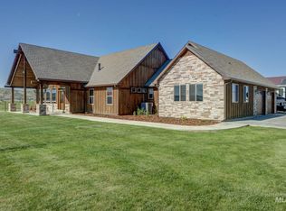 3721-3723 W Highway 52, Emmett, ID 83617