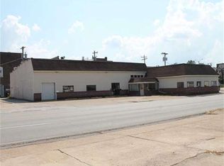 422 W Pine St, Poplar Bluff, MO 63901