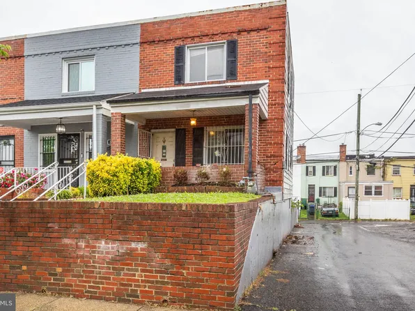 3378 Alden Pl NE, Washington, DC 20019