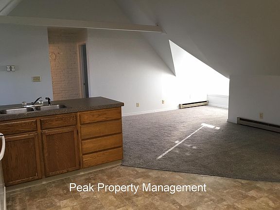 3rd image of 301 Dearborn St APT 6