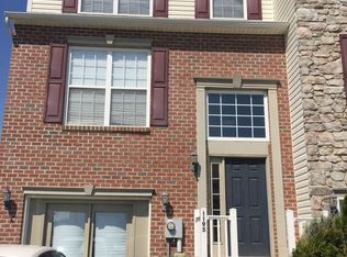 1195 Ledge Dr, York, PA 17408