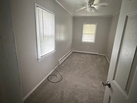 4th image of 11 Middle St