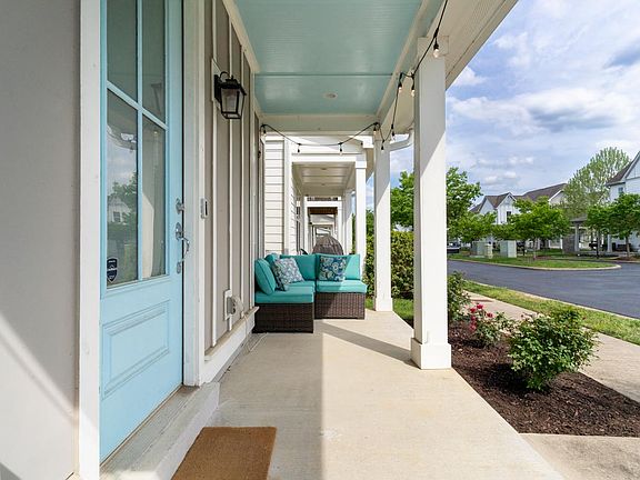 4th image of 742 Cottage Park Dr