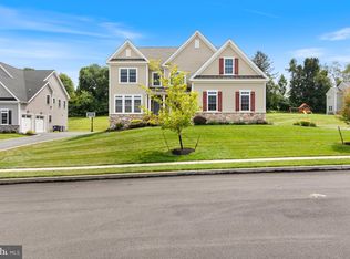 8 Giana Way, Glen Mills, PA 19342