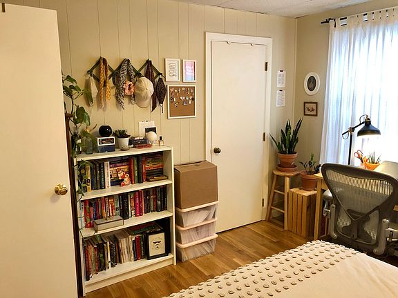 Bedroom #1