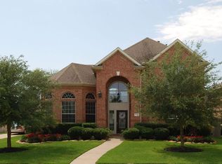 17611 Cypress Laurel St, Houston, TX 77095