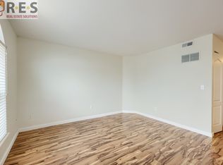 1631 S Deframe St UNIT B8, Lakewood, CO 80228
