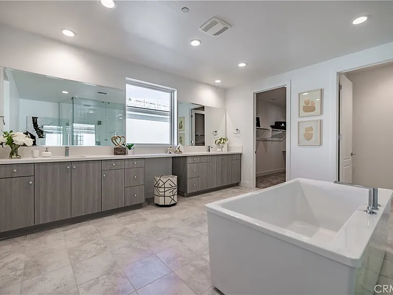 20337 W Aberdeen Ln — Photo 56