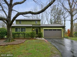 12619 Magna Carta Rd, Herndon, VA 20171