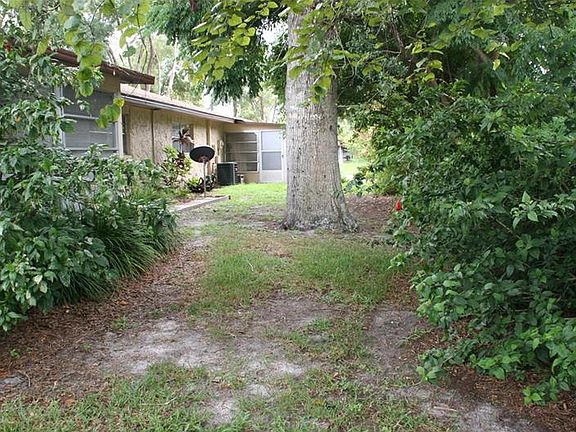 5th image of 49 Villa Villar Ct #490