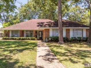 920 Hedgewood Dr, Baton Rouge, LA 70815