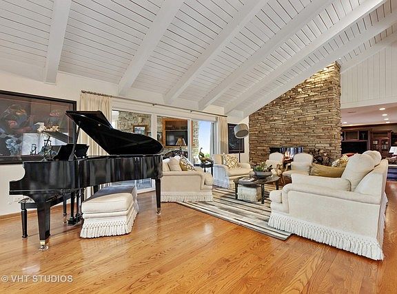 3rd image of 2744 Mavor Ln