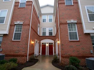 23300 Milltown Knoll Sq UNIT 102, Ashburn, VA 20148