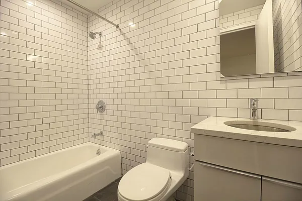 Rented by E House Realty & Management Inc. | media 15