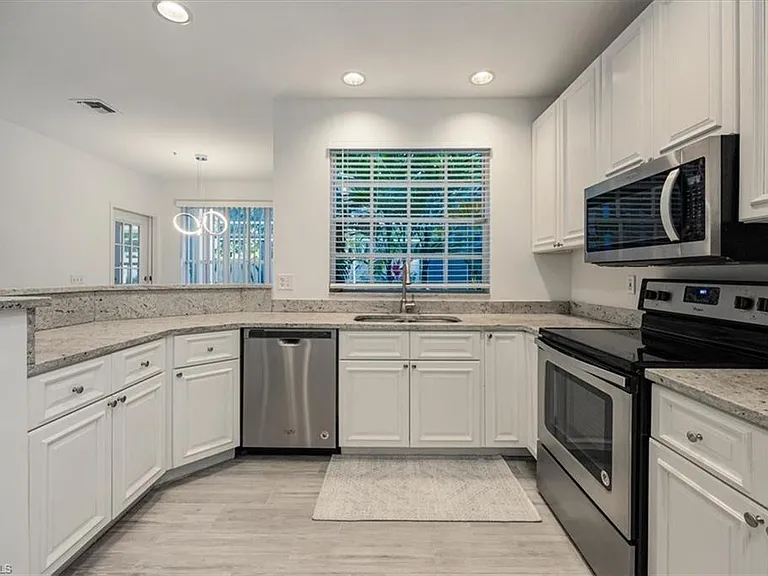 3722 Rachel Ln — Photo 7