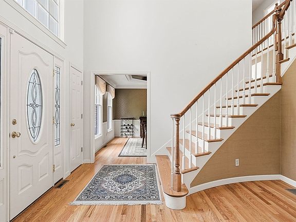 2nd image of 6 Nokomis Way
