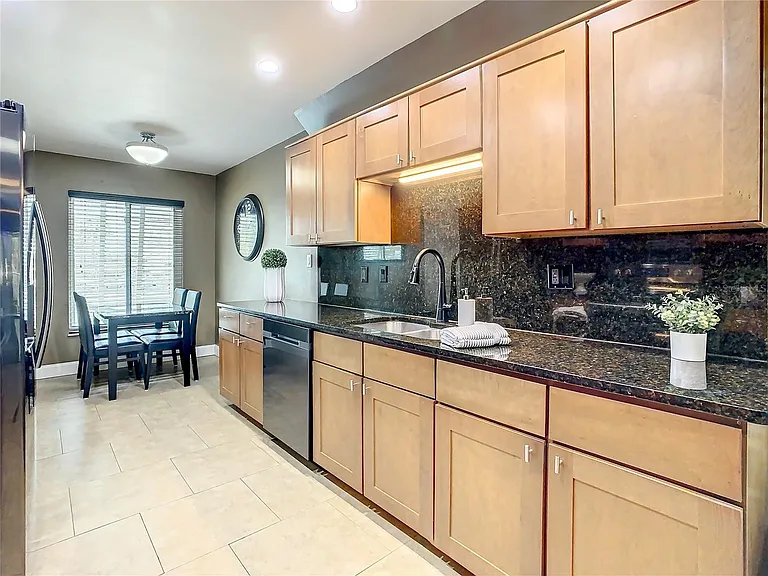 7300 Sunshine Skyway Ln S #201 — Photo 10