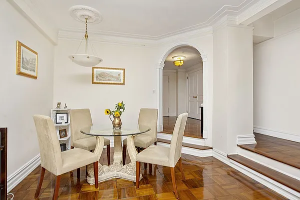 Rented by Compass | media 14