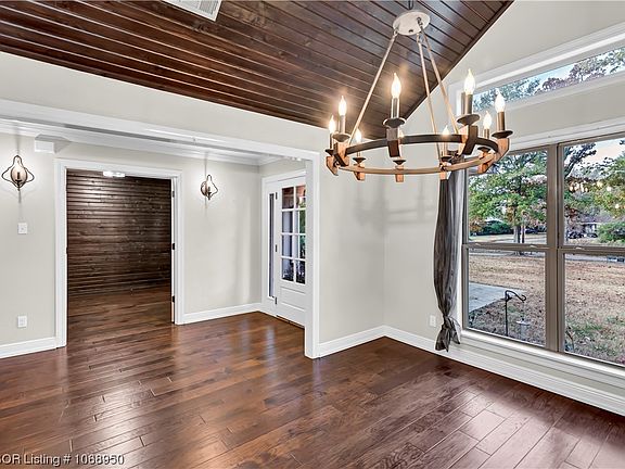 4th image of 2741 Rebecca Lynn Ln